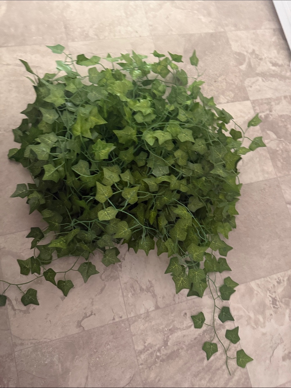 Amazon Green Variegated Faux Ivy Garland
